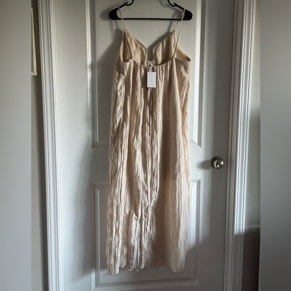 H&M‎ Edition Crinkle Midi Dress in Ivory, Sz S Loose fit New with imperfections. - Picture 7 of 12